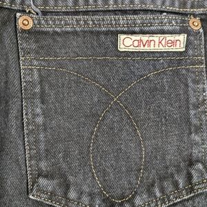 Vintage Calvin Klein straight leg dark wash jeans. Women's size 8